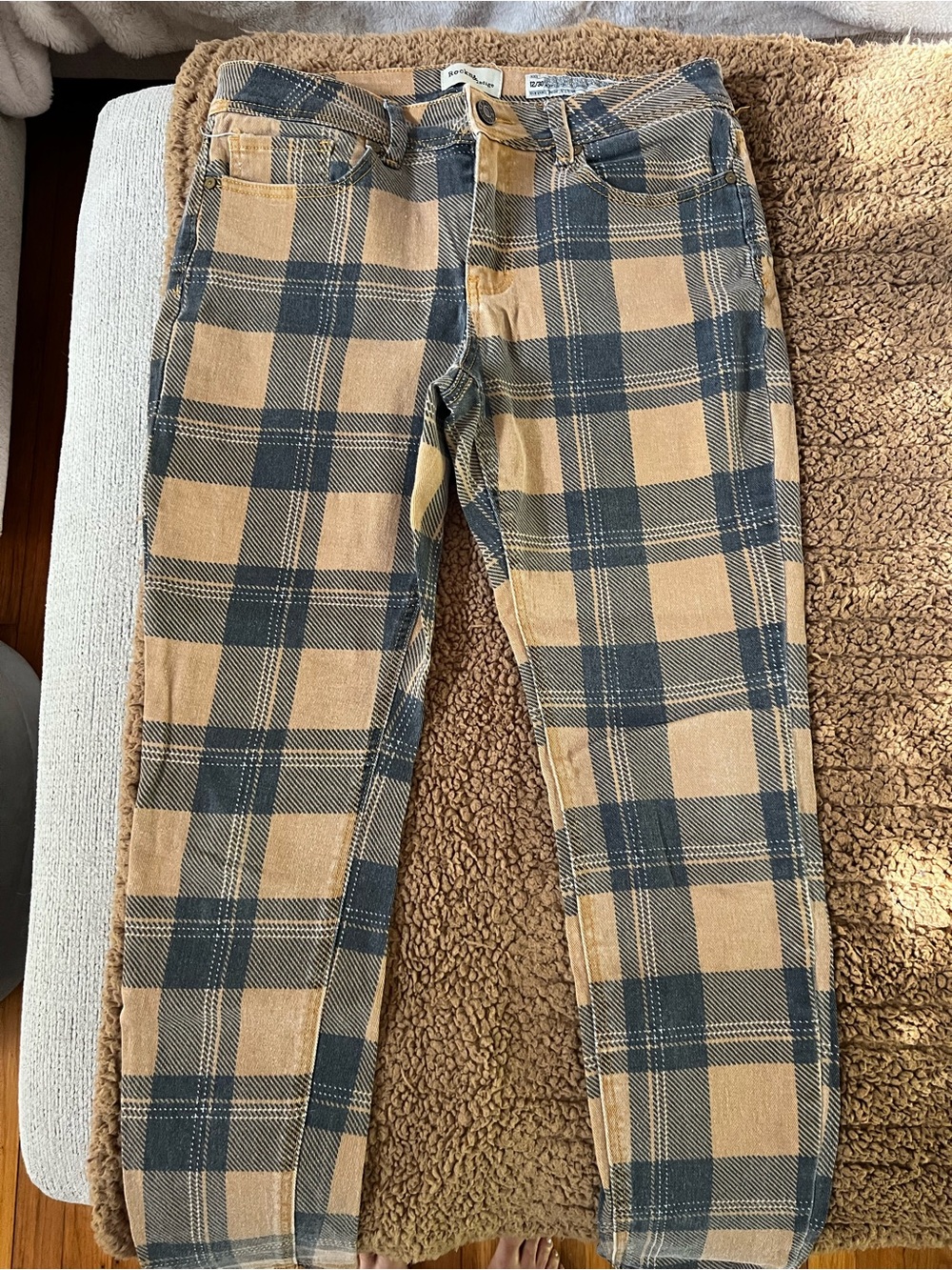 Plaid Slim-Fit jeans in soft Mustard and Charcoal black.